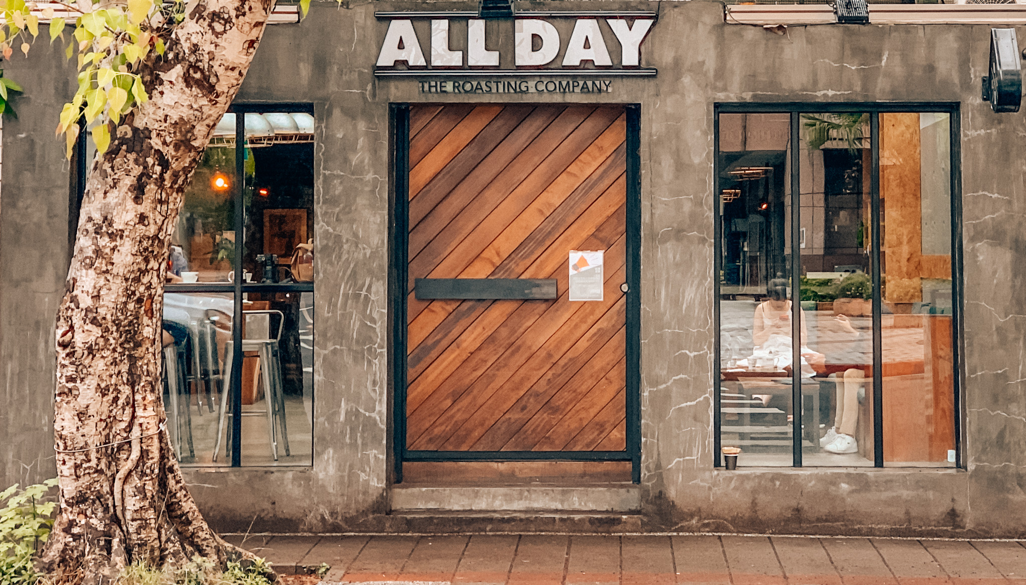All Day Roasting Company Exterior