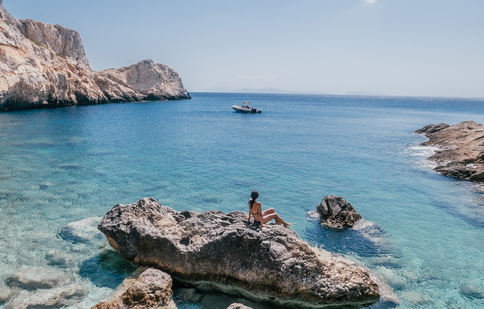 Ios Travel Guide: Never Bay